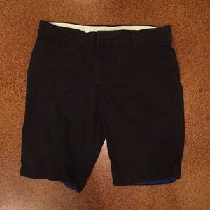 Men’s old navy black shorts!